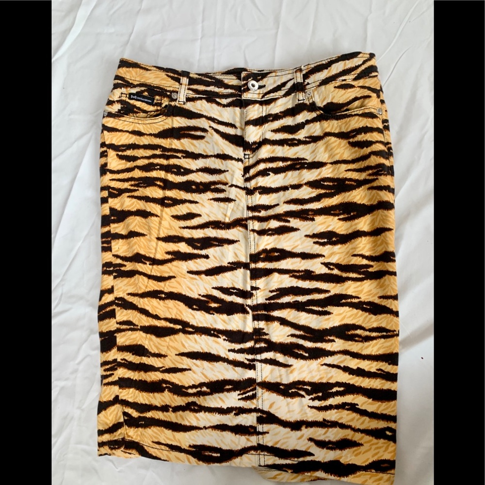 Dolce and Gabbana skirt